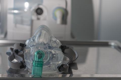 iStock Image: Ventilator mouth piece